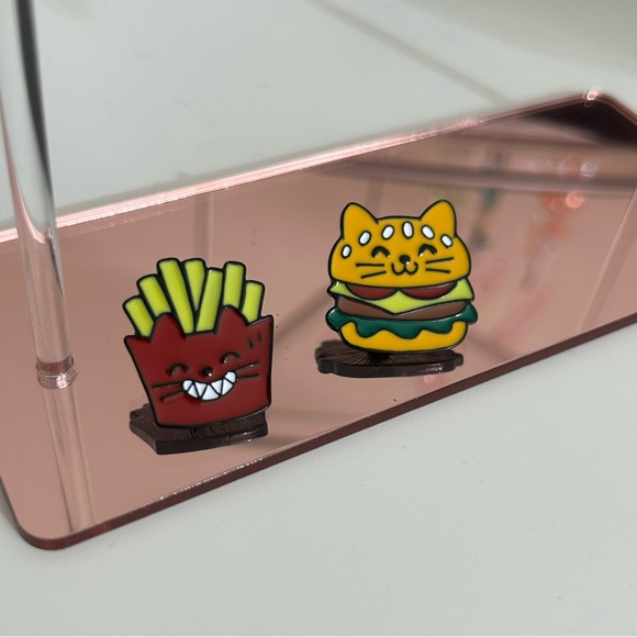 Cute Cat Burger and Fries Enamel Pins - Picture 1 of 8